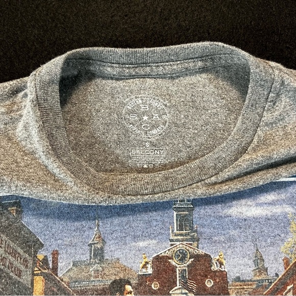 Boston Sports The Blue Line T-Shirt Small Brady Gronk Edelman Belichick NFL - Picture 3 of 5